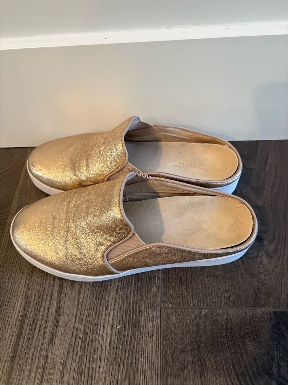 Vionic Metallic Pink Gold Slip-On Mules